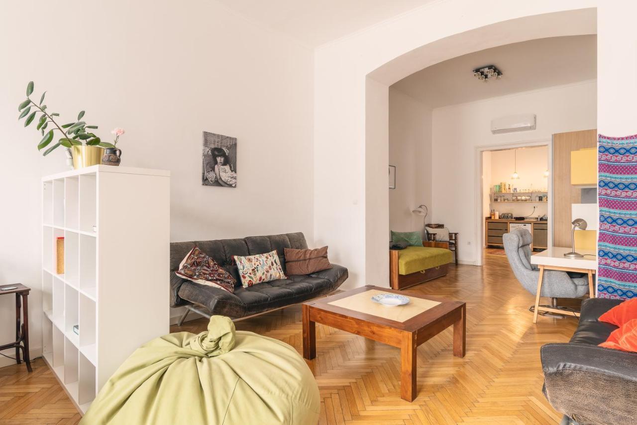 Bright & Spacious Loft With Basilica View ブダペスト エクステリア 写真